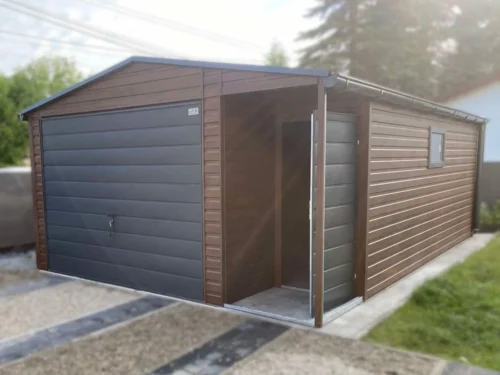Plechová garáž s výklenkom 4,5x6m Orech / RAL 7016 Antracit | Dvere a Okno | Filc a Odkvapy | Zosilnená konštrukcia