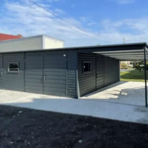 Plechová garáž s prístreškom 9,5x6m BTX 7016 Antracit Mat | Garáž 6,5m + Prístrešok 3m | 4x Výklopné okno | Zosilnená konštrukcia