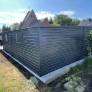 Plechová garáž s prístreškom 9,5x6m BTX 7016 Antracit Mat | Garáž 6,5m + Prístrešok 3m | 4x Výklopné okno | Zosilnená konštrukcia