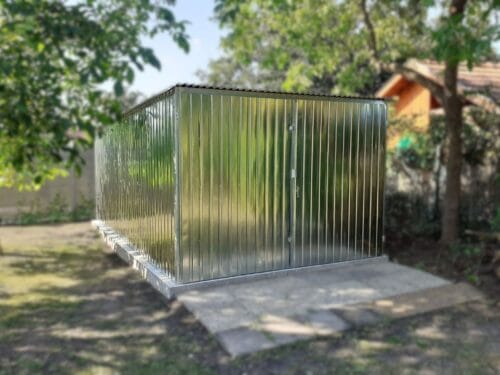 Plechová garáž 3x5m Pozink | Klasický zvislý trapéz T7