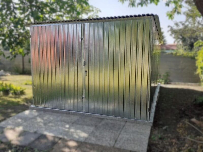 Plechová garáž 3x5m Pozink | Klasický zvislý trapéz T7