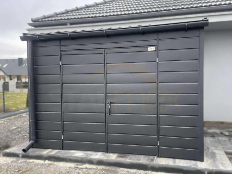 D214_2 webp Moderný záhradný domček 3,5×2 m RAL 7016 Antracit Mat | Široký panel | Zosilnená konštrukcia